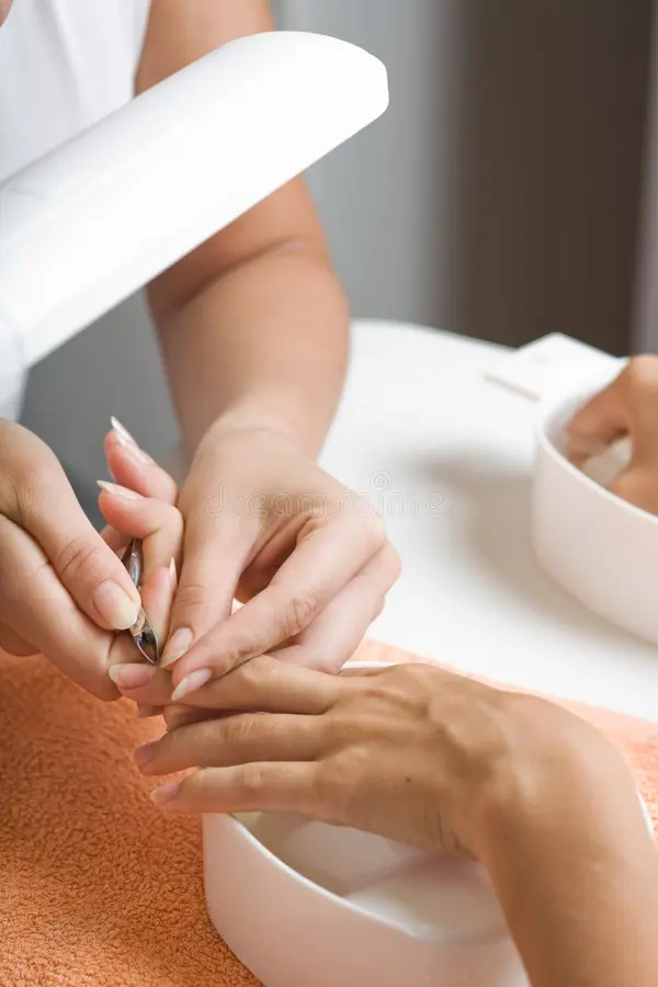 Manicure icon